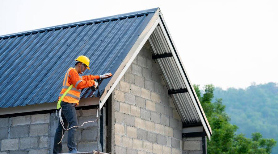Expert Emergency Roof Repairs services in Raleigh, IL